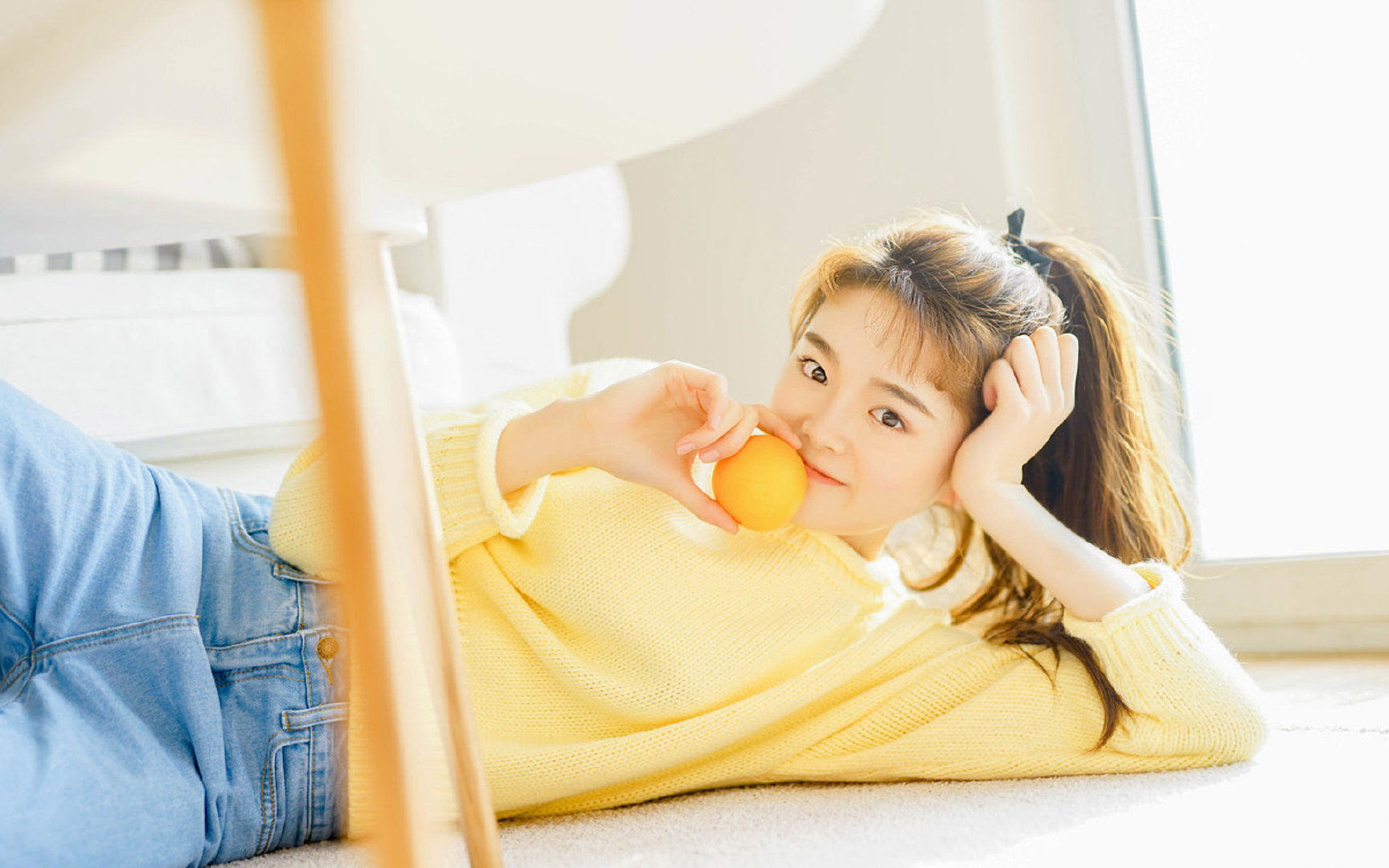 梅西助攻帽子戏法，巴萨主场轻松获胜，梅西在巴萨球衣